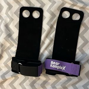 Bear Komplex like new grips!